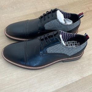 Ben Sherman houndstooth print and black Oxford dress shoes